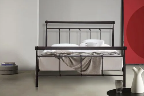 Μεταλλικό Κρεβάτι Νο 33
